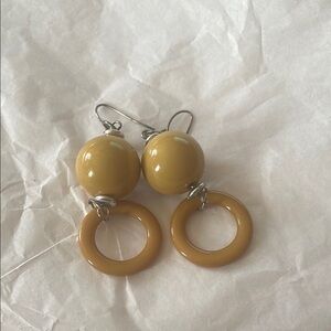 Elegant Beige Hoop Earrings